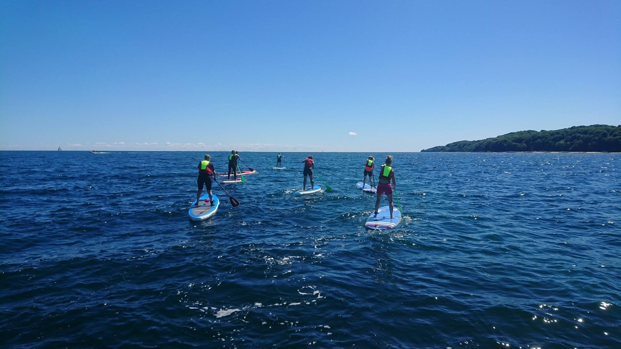 Prøv Stand Up Paddle surfing (SUP)