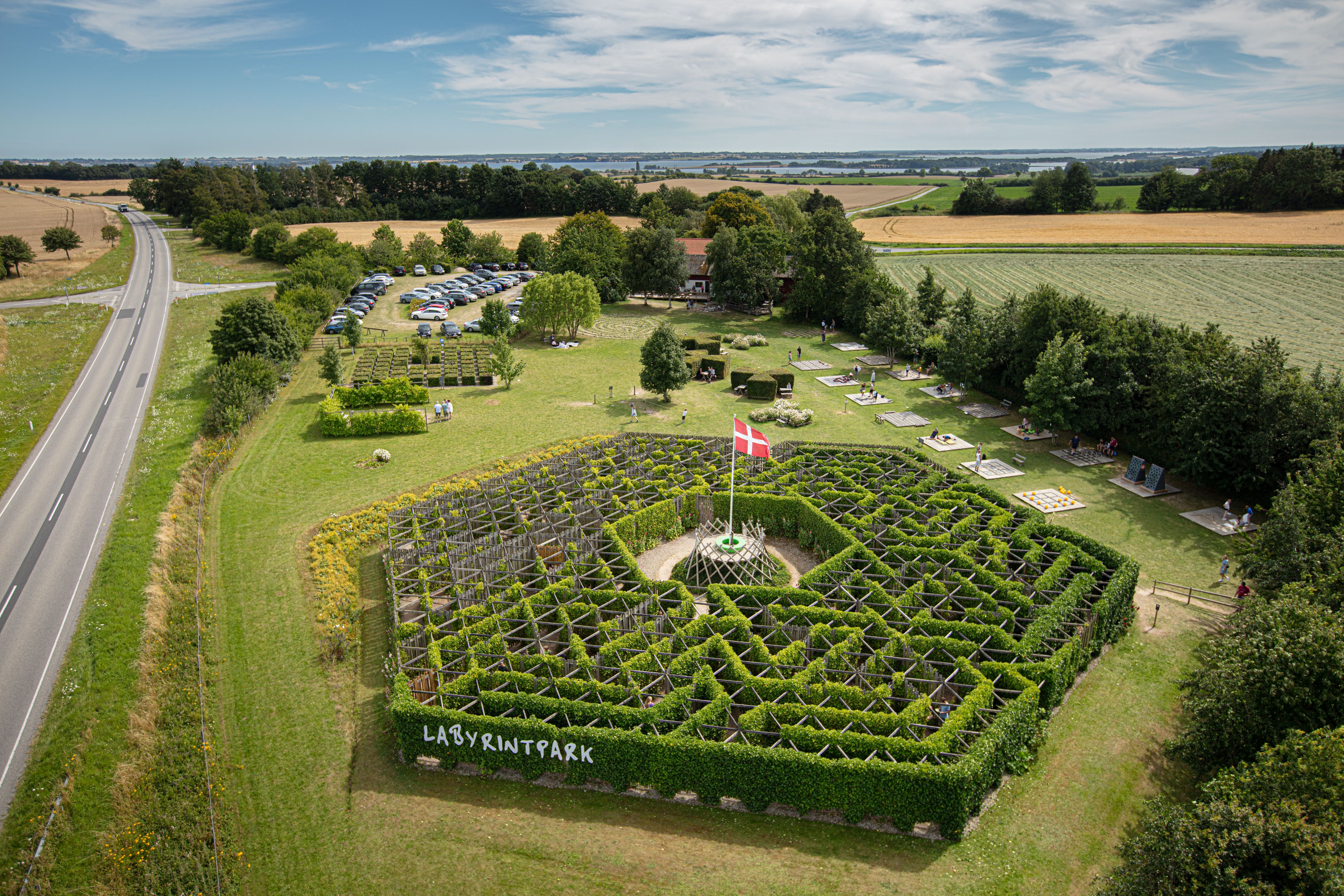 Far vild i den vildeste labyrint // Get lost in the wildest labyrinth