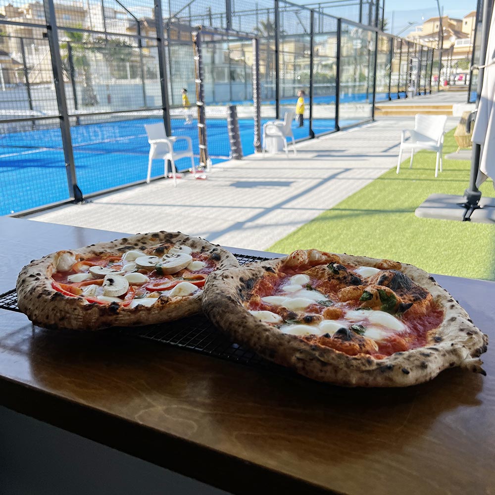 Padel & Pinsa på Ærtefabrikken